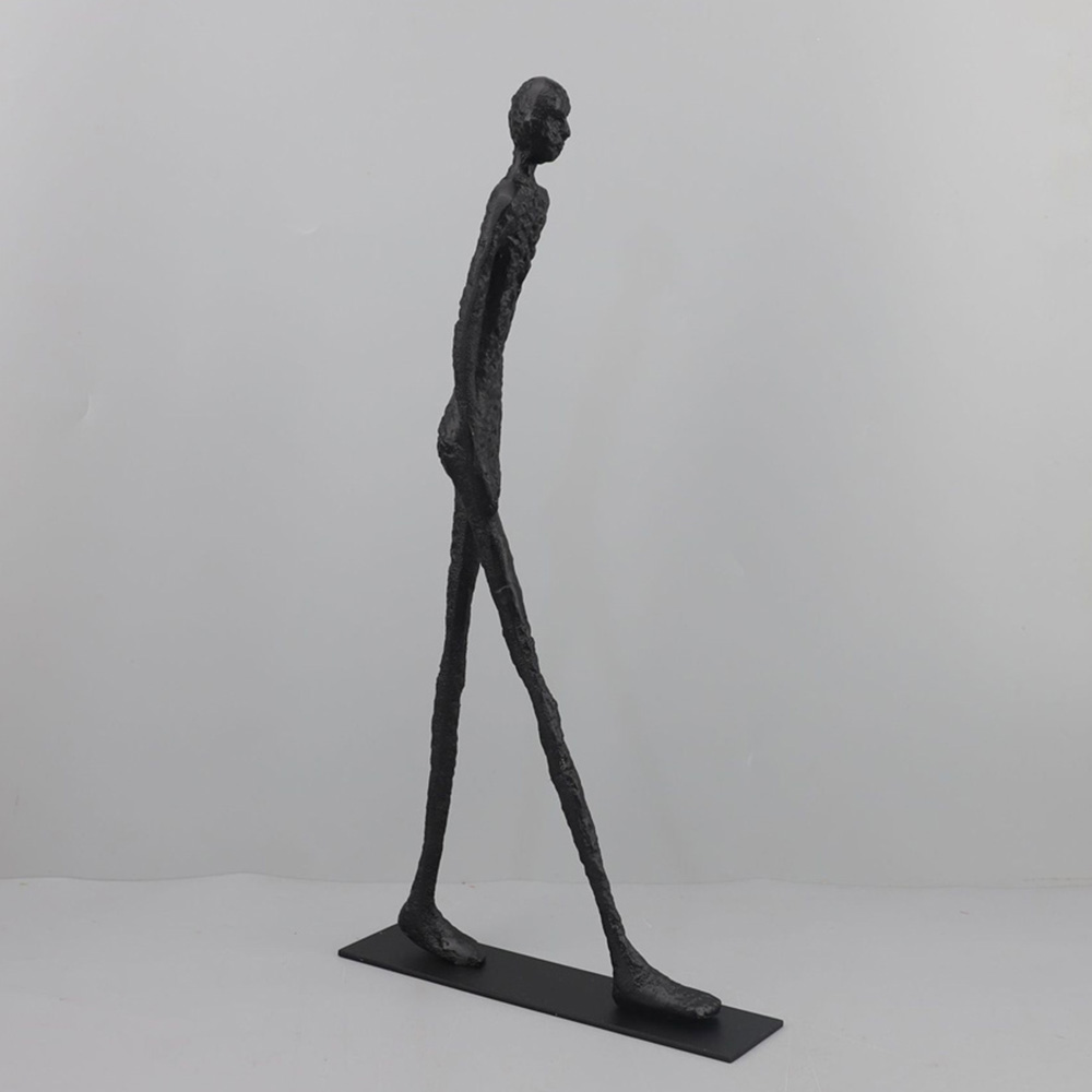 Figurka chodzącego mężczyzny,  – Art Craft New Year recenzja i cena