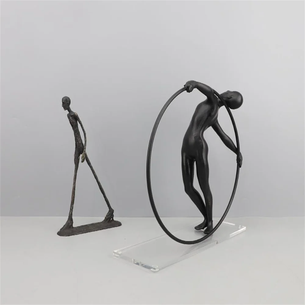 Figurka chodzącego mężczyzny,  – Art Craft New Year recenzja i cena